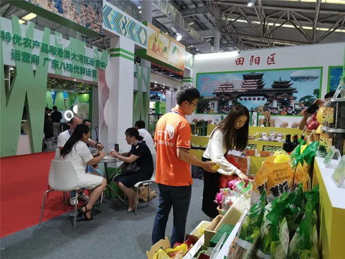 平果風(fēng)圖參與第18屆 廣交會(huì) ,平果火龍果等特產(chǎn)廣受好評